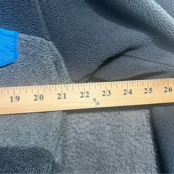 Patagonia Synchilla Men’s Gray and Blue Button Up Fleece Jacket Hood Size M - Picture 8 of 9